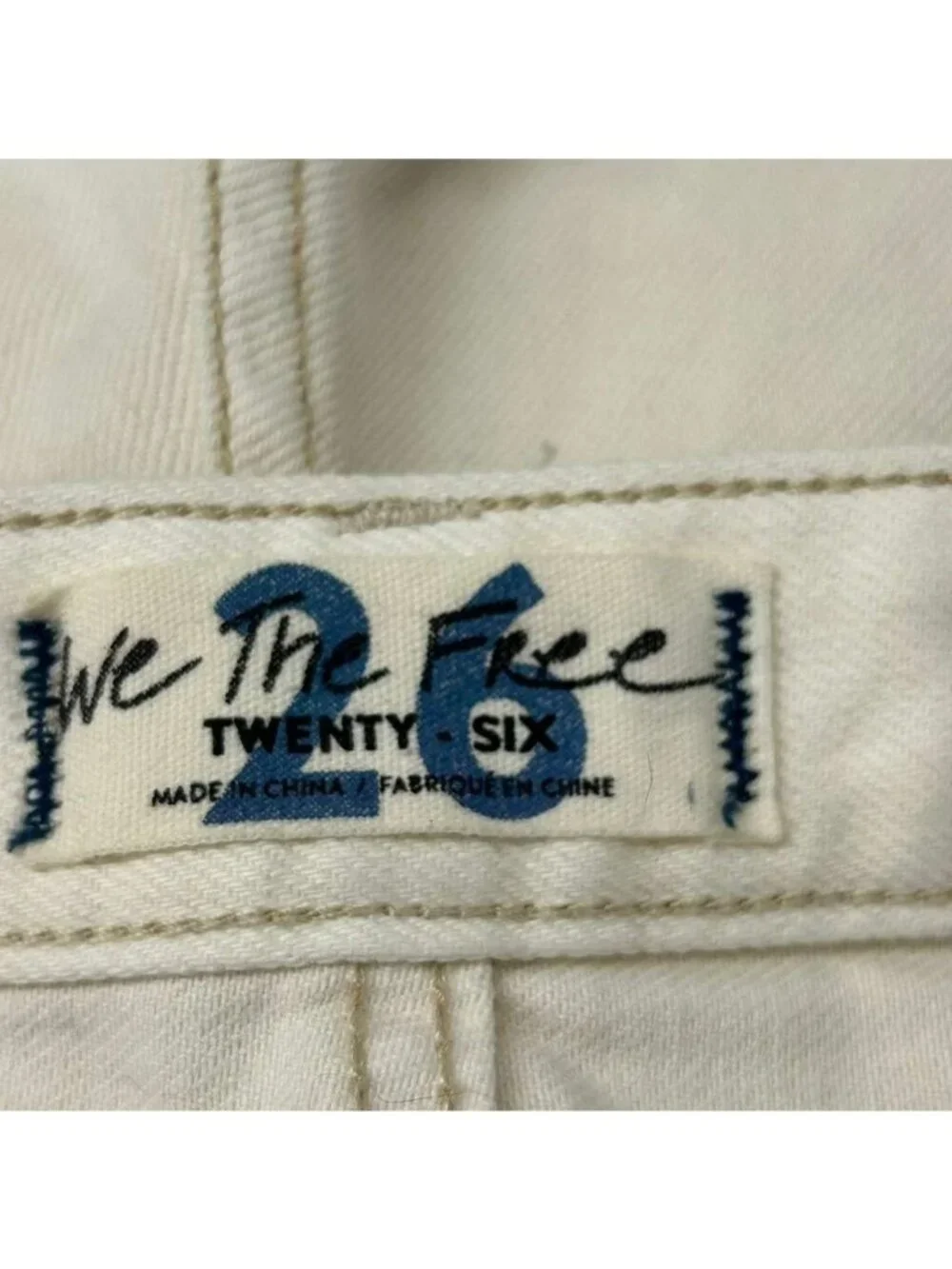 We The Free Shorts Women's Size 26 Cream Jean Denim Distressed Raw Hem Pockets